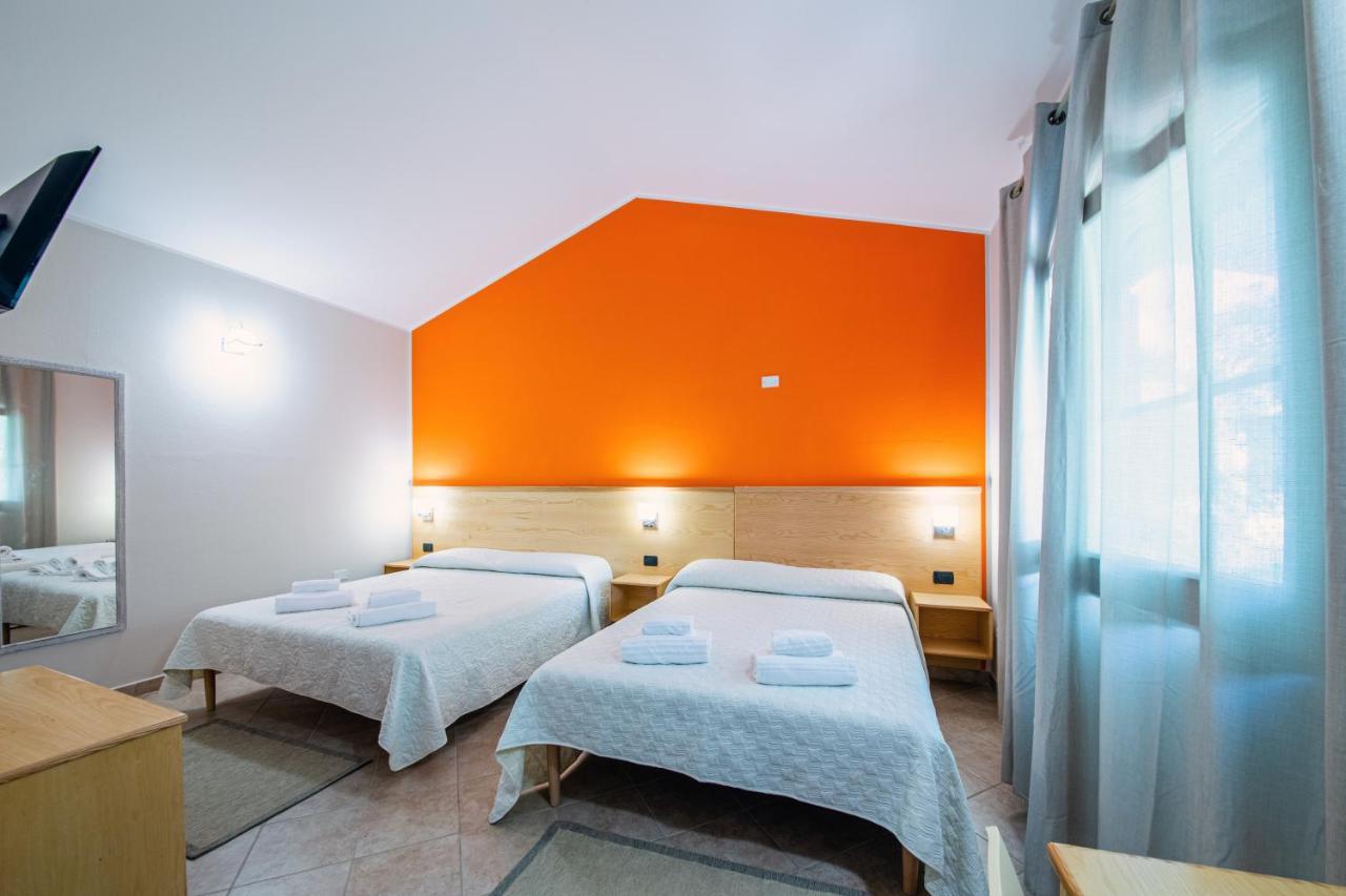 Agriturismo Is Cortillaris Càbras Eksteriør bilde