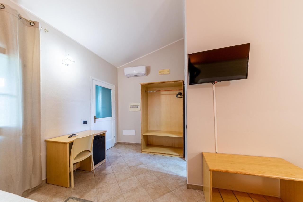 Agriturismo Is Cortillaris Càbras Eksteriør bilde